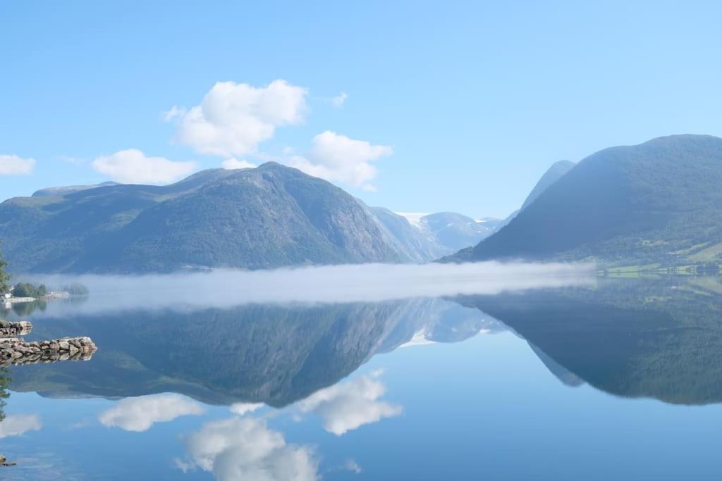 Apartment With Lake View In Jolster Årdal 外观 照片